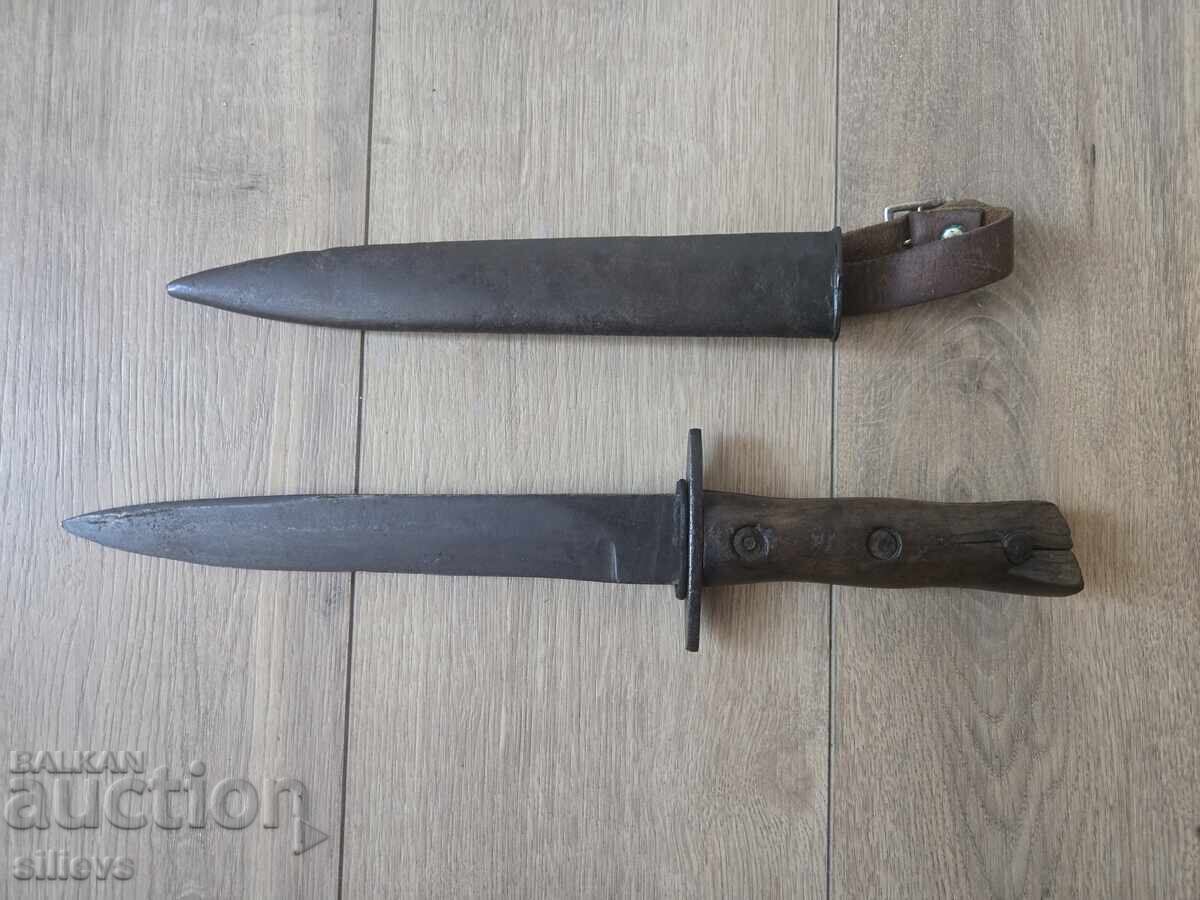 Рядък,италиански боен щик WW2