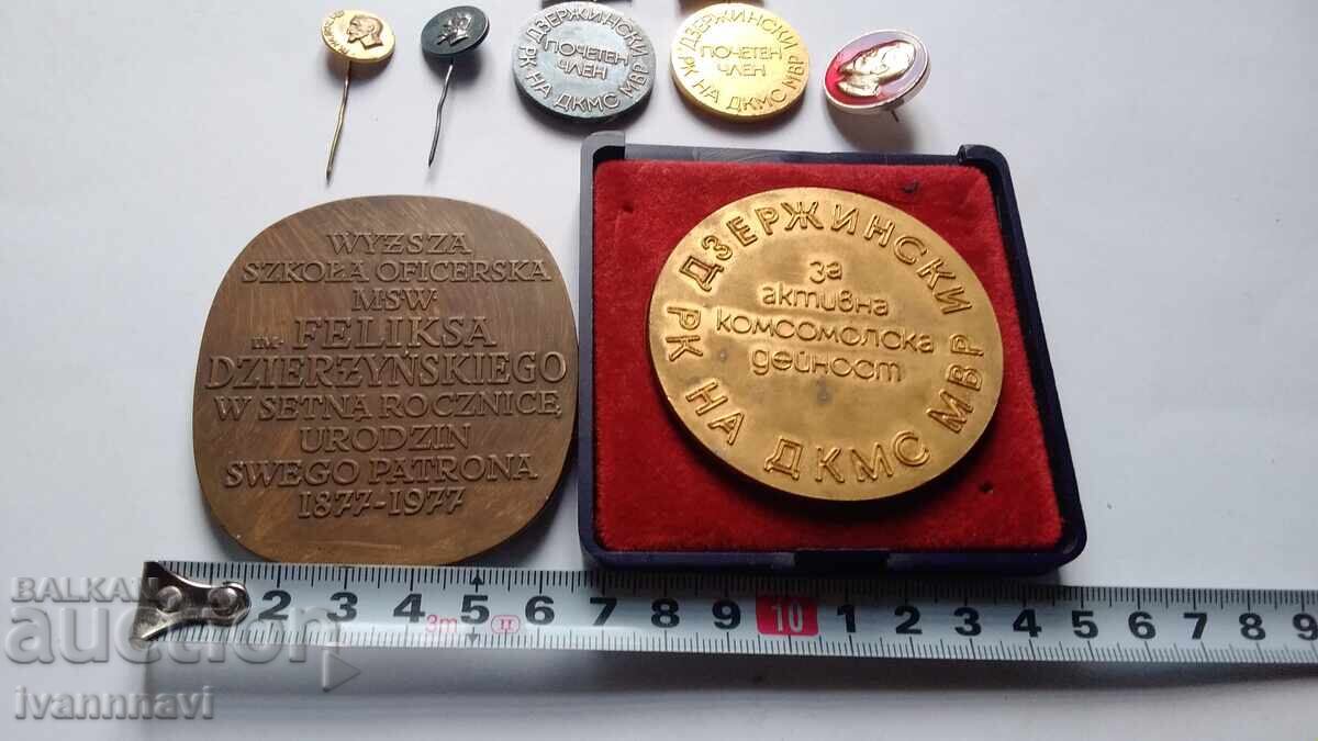 Доставка на Джержински авторски плакет и нагръдни знаци