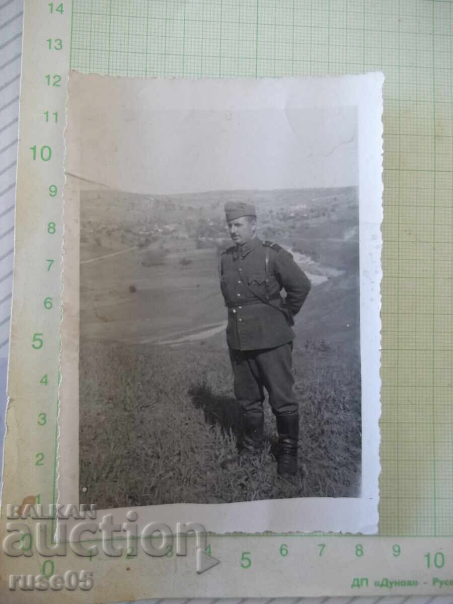 Снимка на военен на баира до село Факия стара - 1 Снимка на военен на баира до село Факия стара - 1
