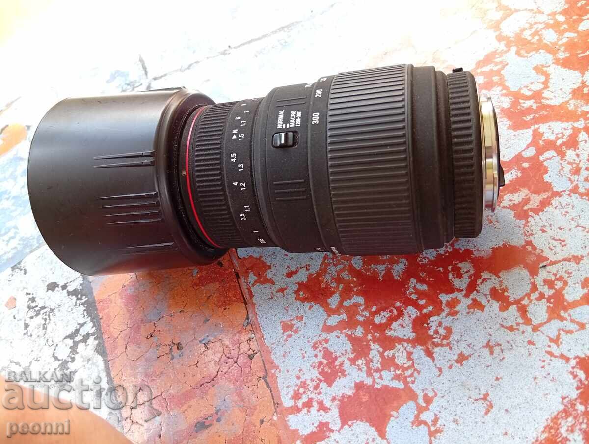 Аукцион Обектив Sigma Apo DG