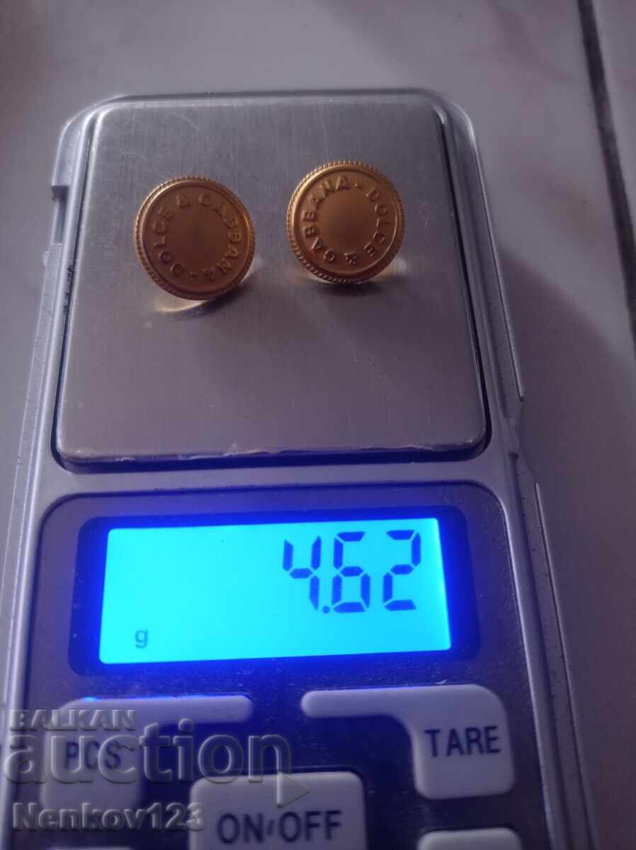 Продавам позлатени копчета