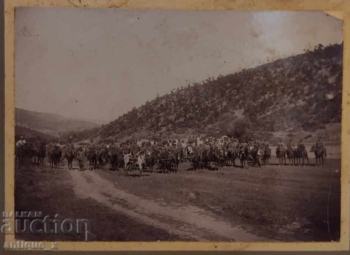 Стара голяма военна фотография - кавалеристи - дебел картон с цена € 35.00 | 68.45 лв.