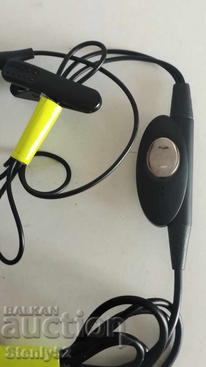 Samsung headset with price € 3.00 | 5.87 BGN