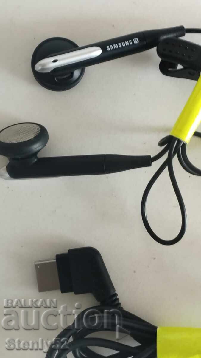 Auction  Samsung headset