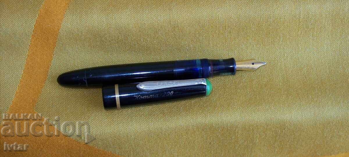 Delivery of KOMMA 200 Fountain Pen