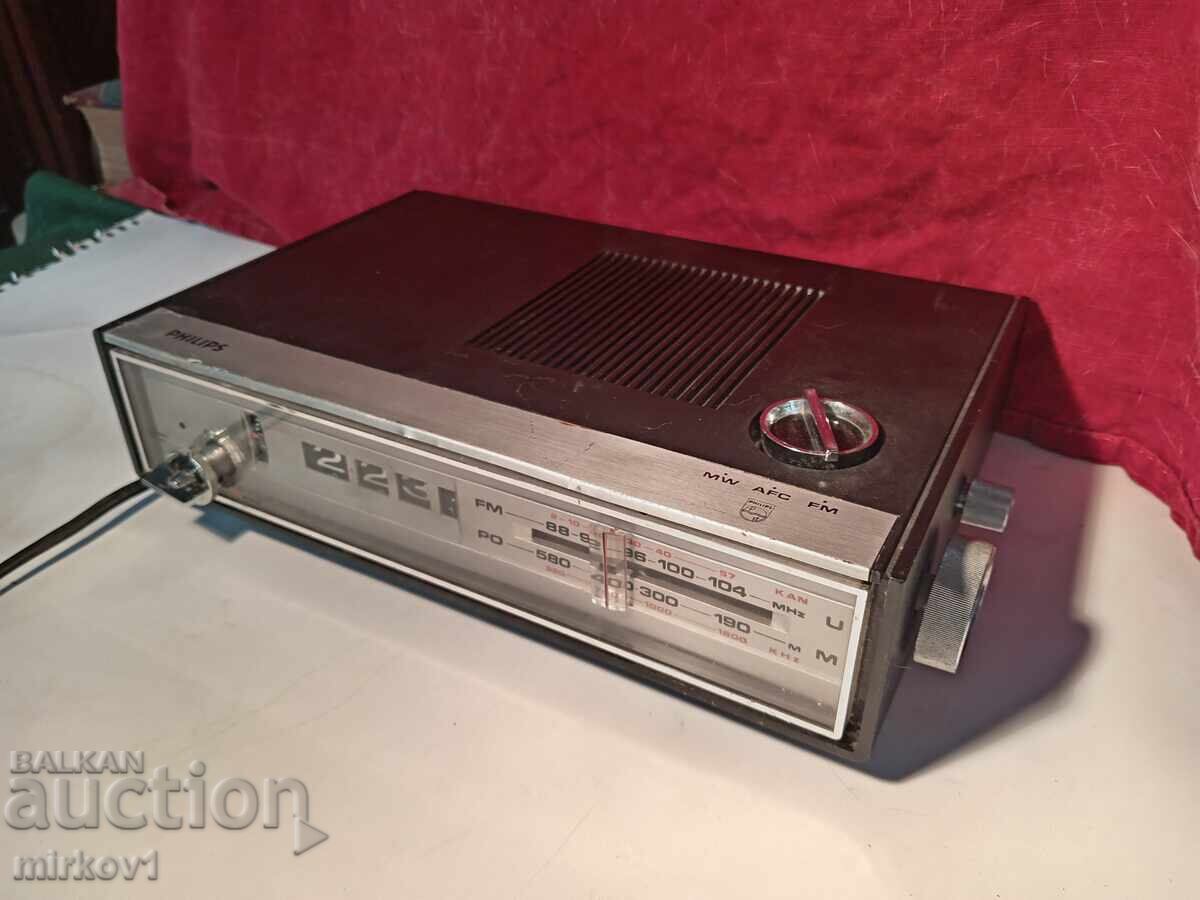 Радио часовник PHILIPS - 6