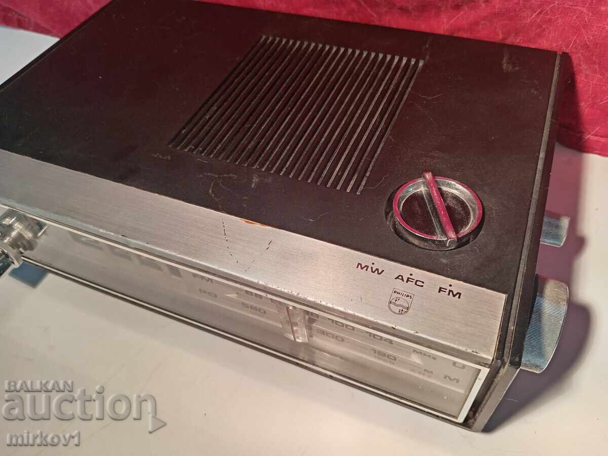 Радио часовник PHILIPS - 7