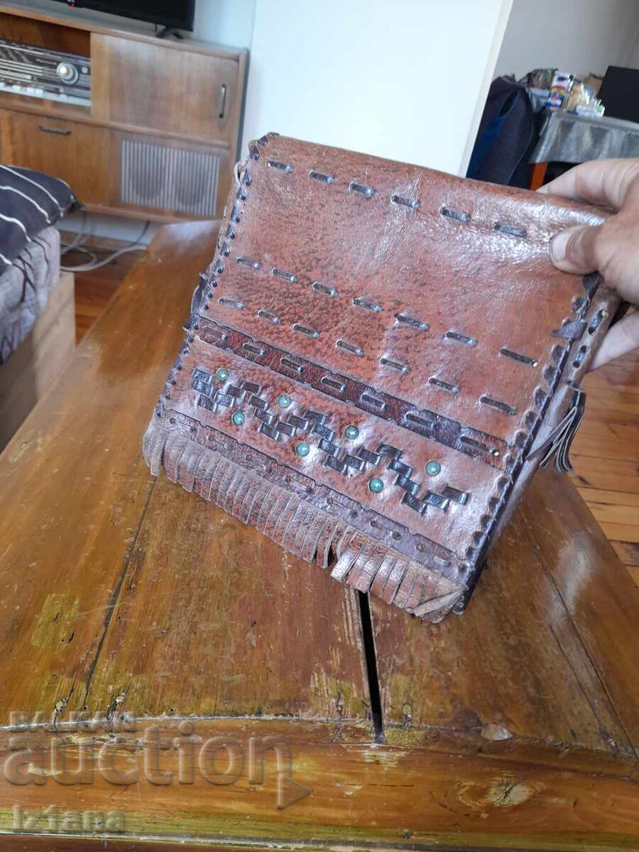 Παράδοση Γυναικεία δερμάτινη τσάντα