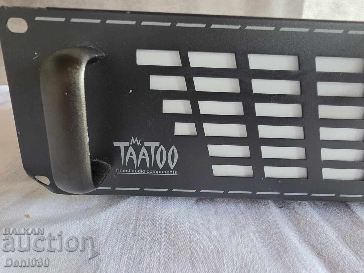 Επαγγελματικός ενισχυτής με τιμή € 13.00 | 25.43 BGN