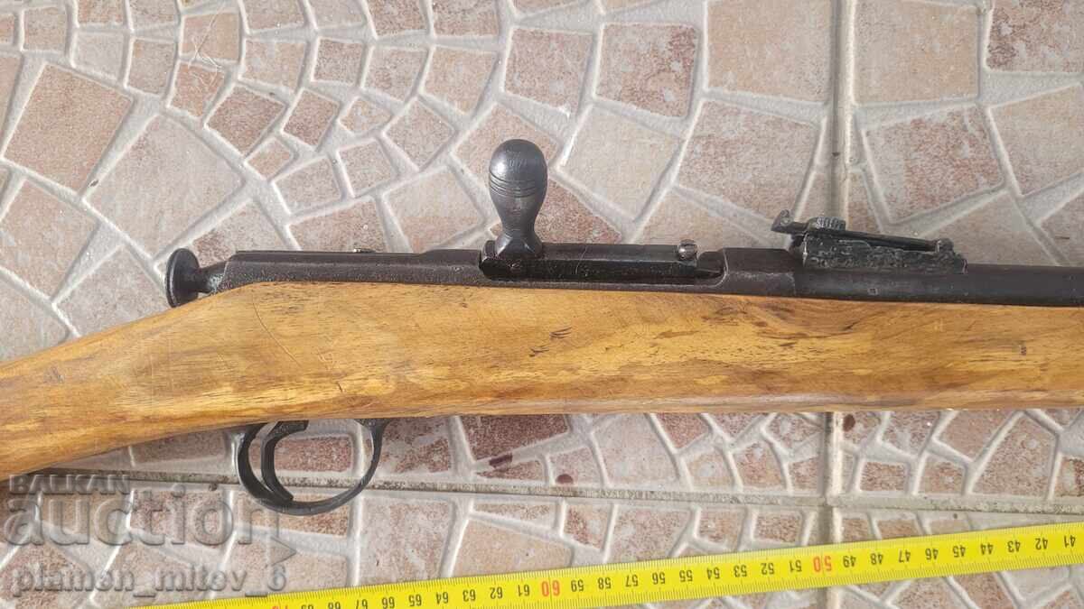 Пушка, кремъклийка, шишане, карабина Бердан 2 с цена € 1200.00 | 2347.00 лв.