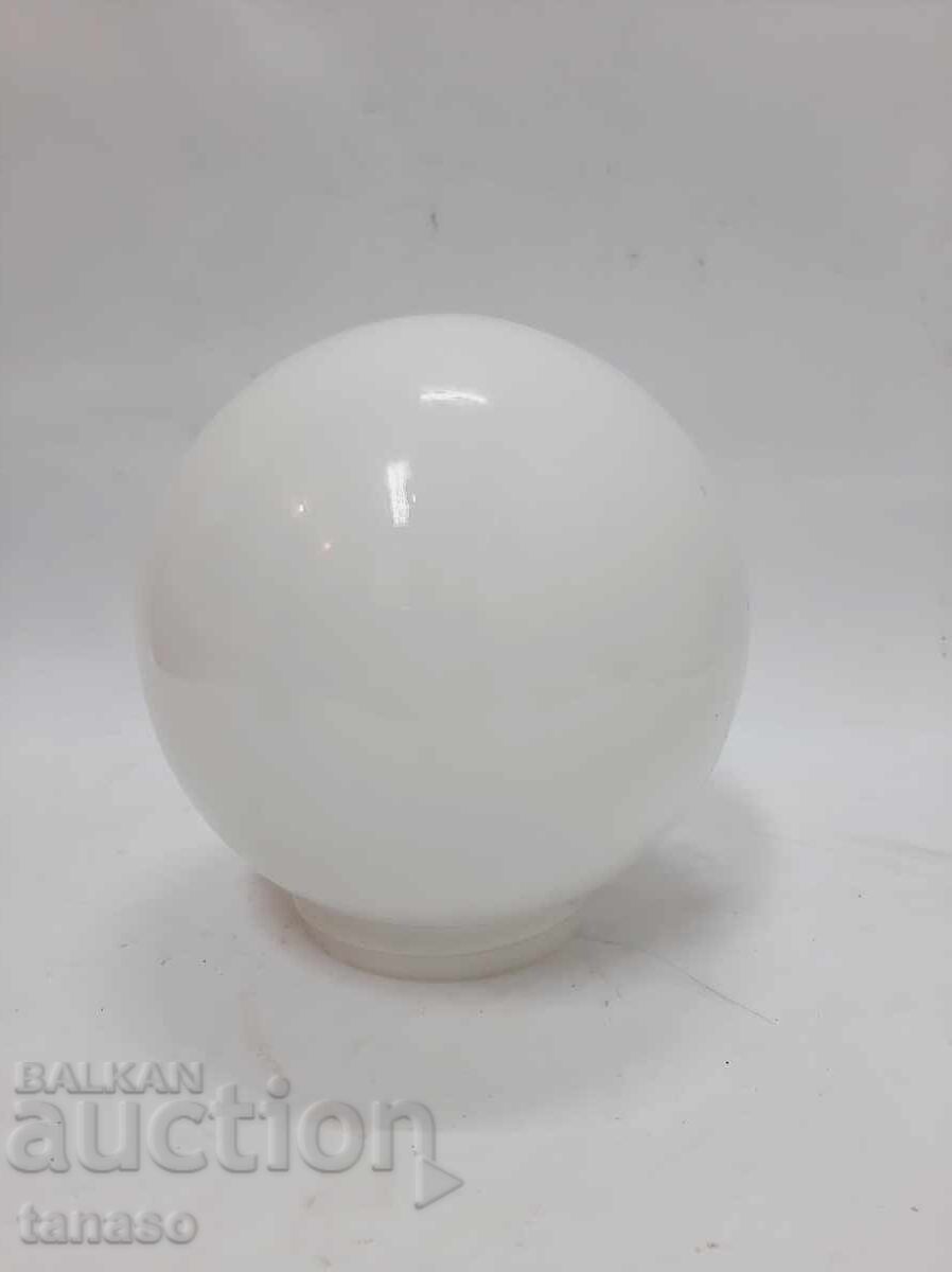 Ретро стъклен абажур – бял глобус – 14 × 16 см – 540 g
