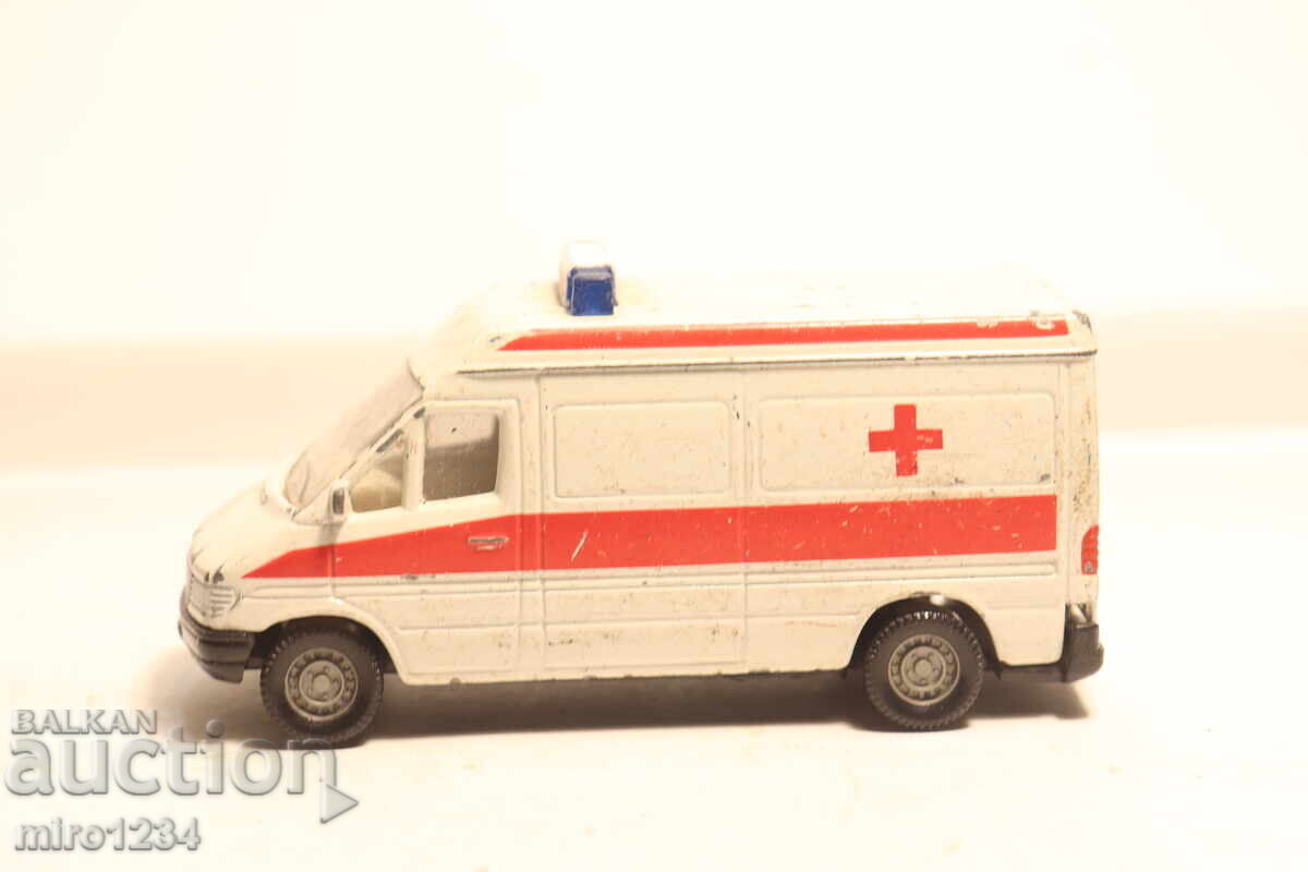 1/64 SIKU MERCEDES ΑΣΘΕΝΟΦΟΡΟ ΜΟΝΤΕΛΟ ΑΥΤΟΚΙΝΗΤΟΥ