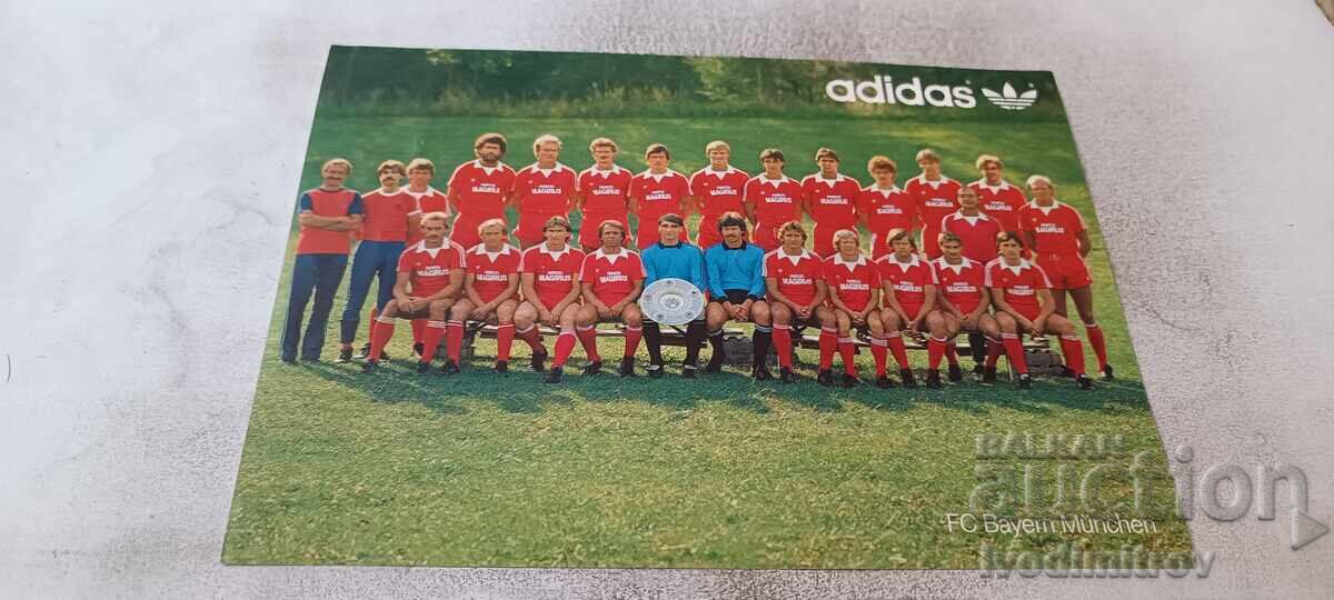 FC Bayern Munchen 1981 postcard