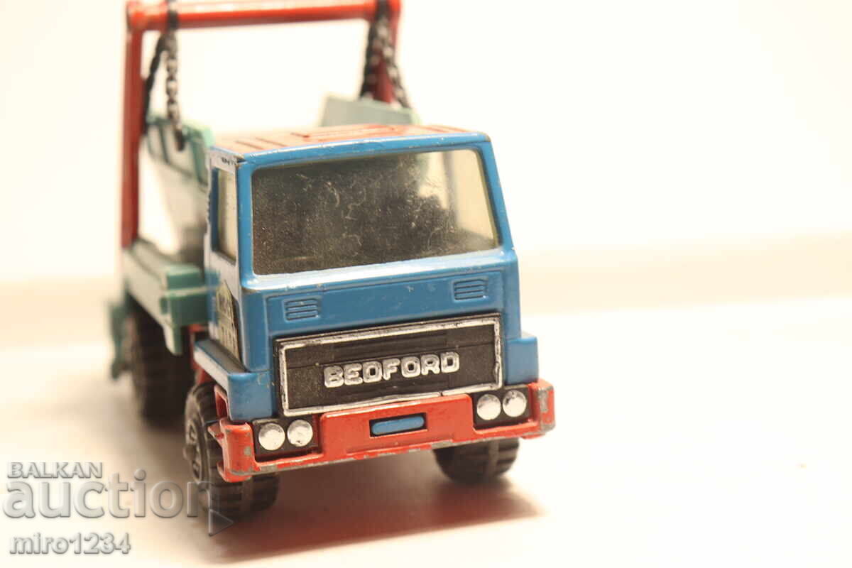 MATCHBOX BEDFORD KING SIZE КОЛИЧКА КАМИОН МОДЕЛ с цена € 2.50 | 4.89 лв. MATCHBOX BEDFORD KING SIZE КОЛИЧКА КАМИОН МОДЕЛ с цена € 2.50 | 4.89 лв.