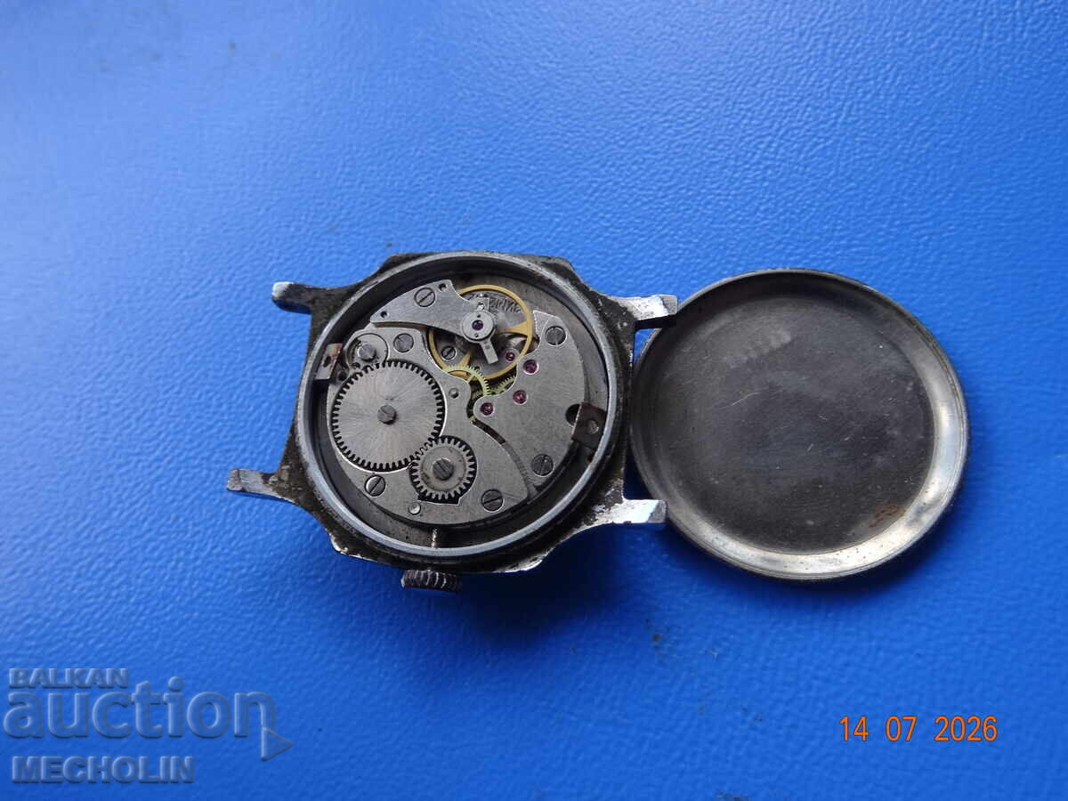 OLD RUSSIAN COLLECTIBLE WATCH POBEDA - 6