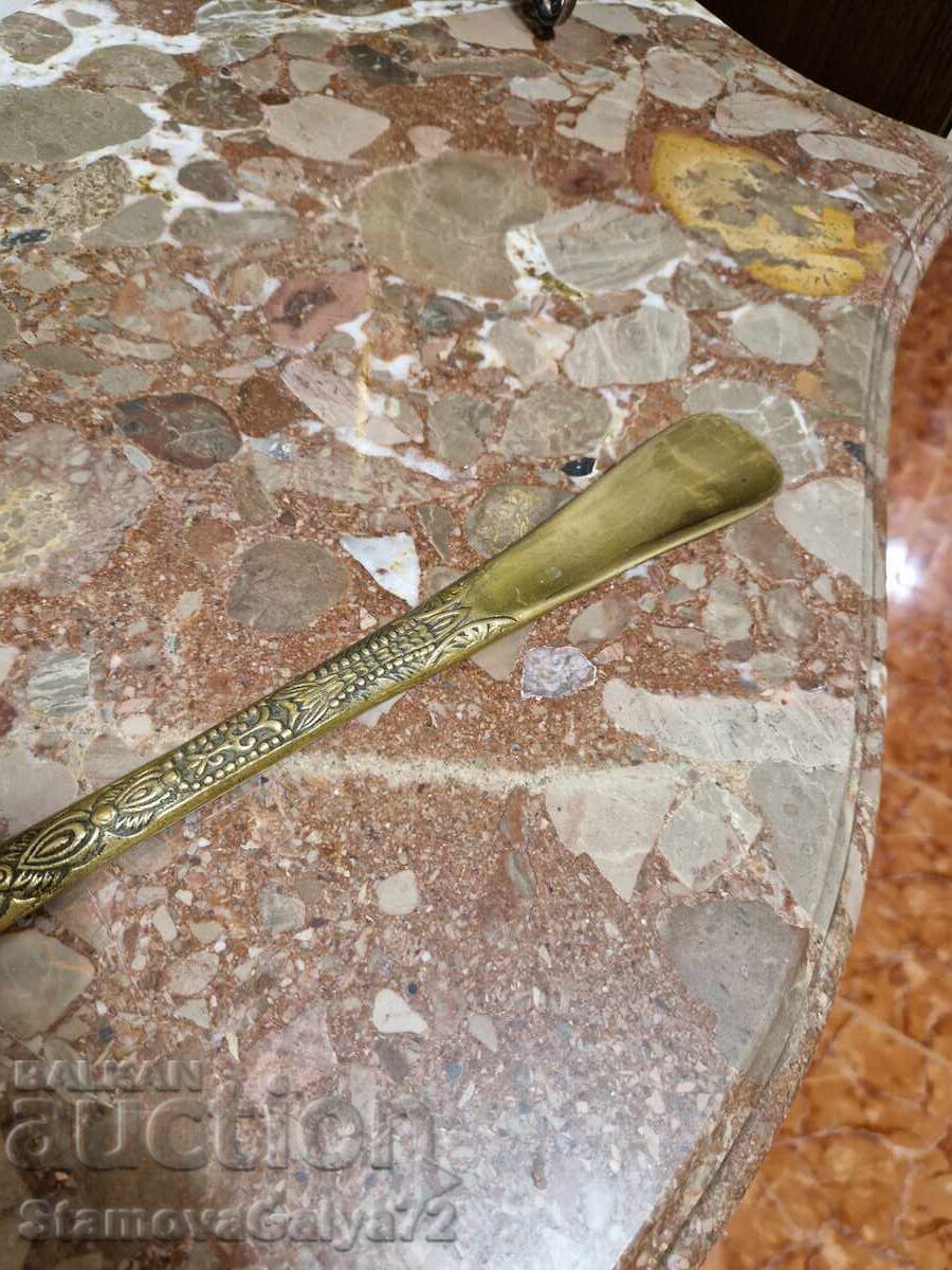 Great antique bronze English shoehorn - 6