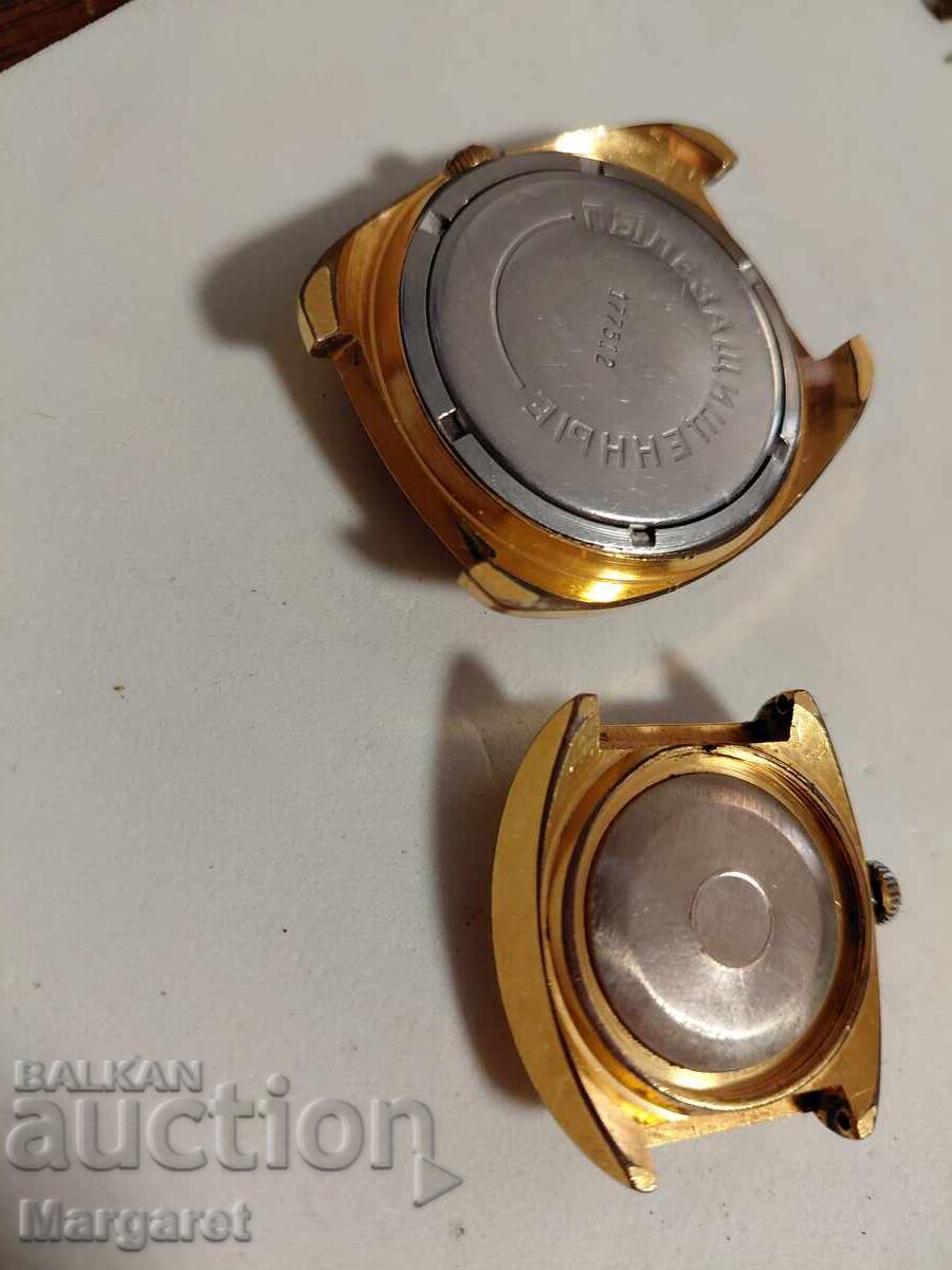 Delivery of Gold-plated watches working