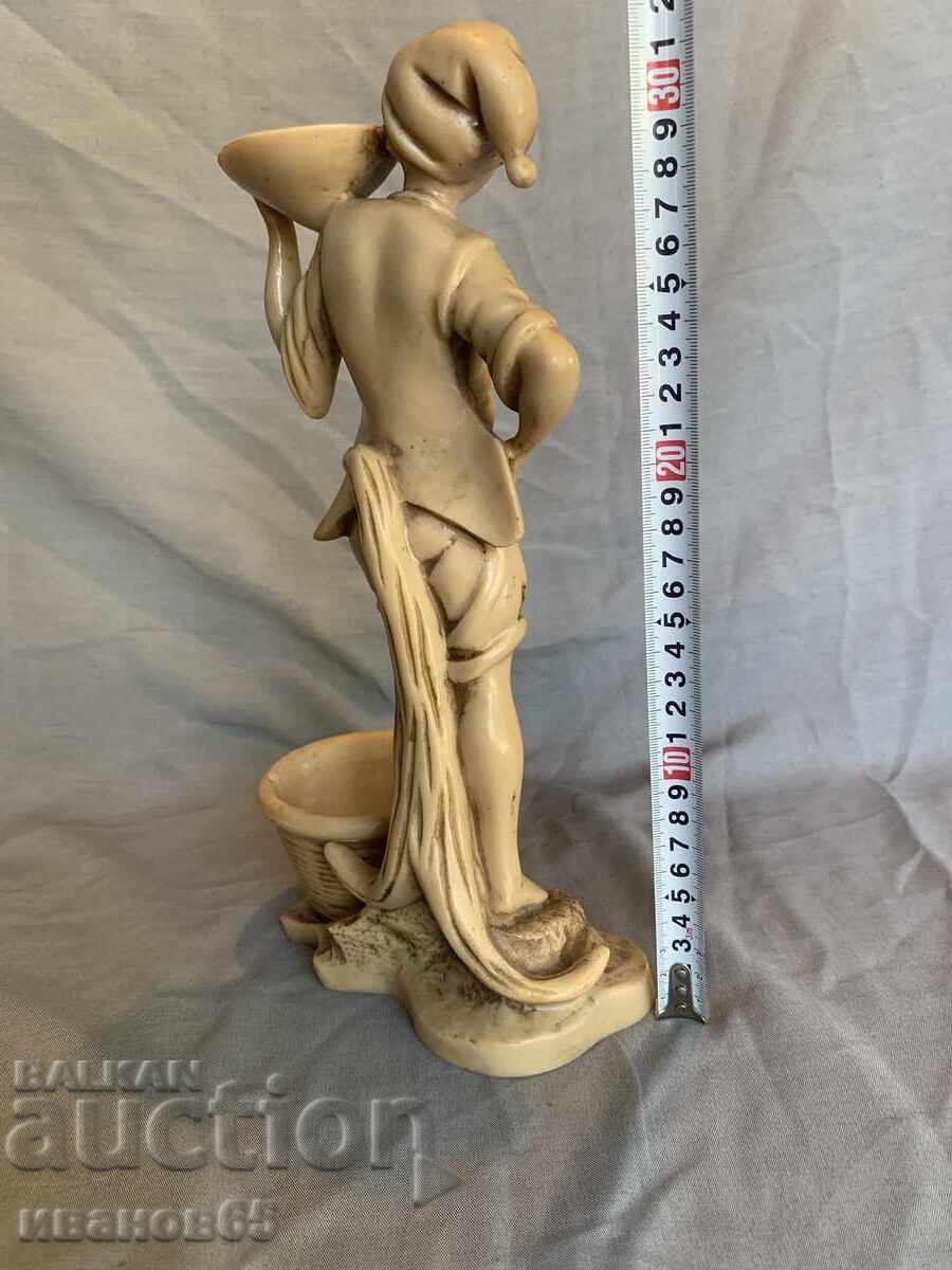 figurine figure - 6 figurine figure - 6