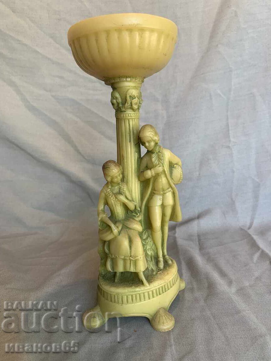 figurine figure