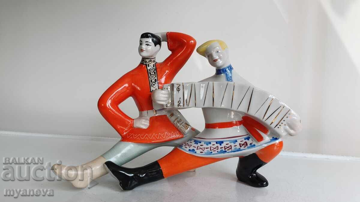 Porcelain, hand-painted figurine with two dancers with price € 70.00 | 136.91 BGN Porcelain, hand-painted figurine with two dancers with price € 70.00 | 136.91 BGN