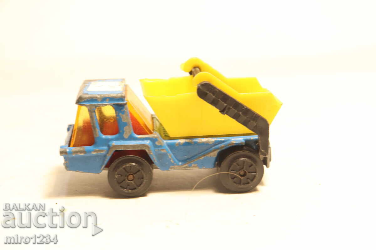 METALCAR TRUCK TOY MODEL