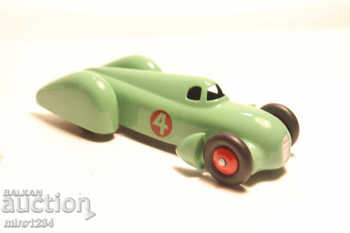 Доставка на DINKY TOYS     КАМИОН    КОЛИЧКА    МОДЕЛ