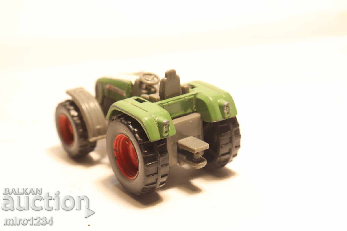 1/64 SIKU TRACTOR TOY MODEL - 5