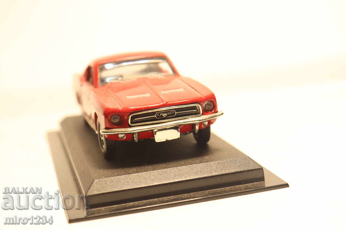 Παράδοση ΜΟΝΤΕΛΟ ΑΥΤΟΚΙΝΗΤΟΥ 1/43 FORD MUSTANG