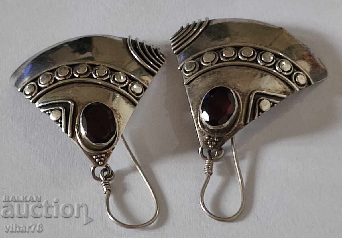 Vintage silver earrings with garnets with price € 169.99 | 332.47 BGN