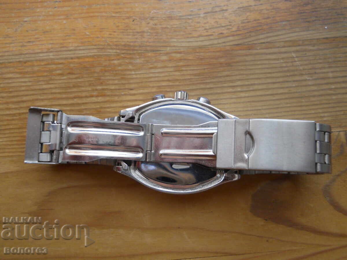 Delivery of Men's Quartz Chronograph Watch "X time" Delivery of Men's Quartz Chronograph Watch "X time"