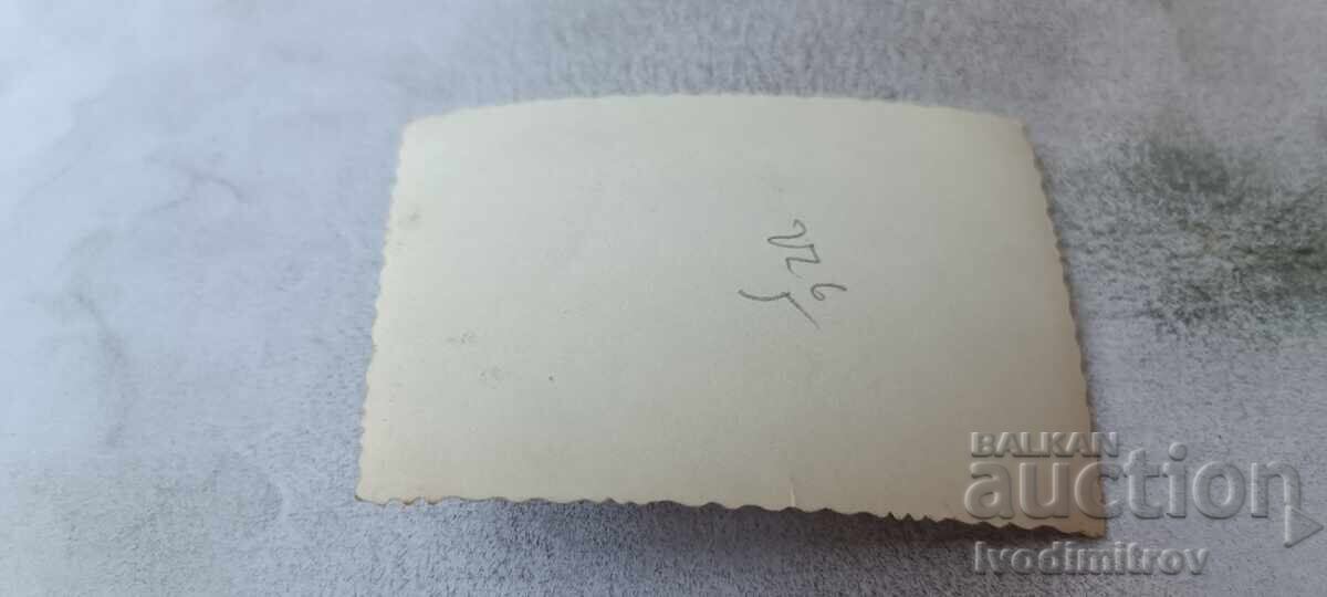 Fotografie Varna Două tinere la plimbare cu preț € 1.18 | 2.31 BGN