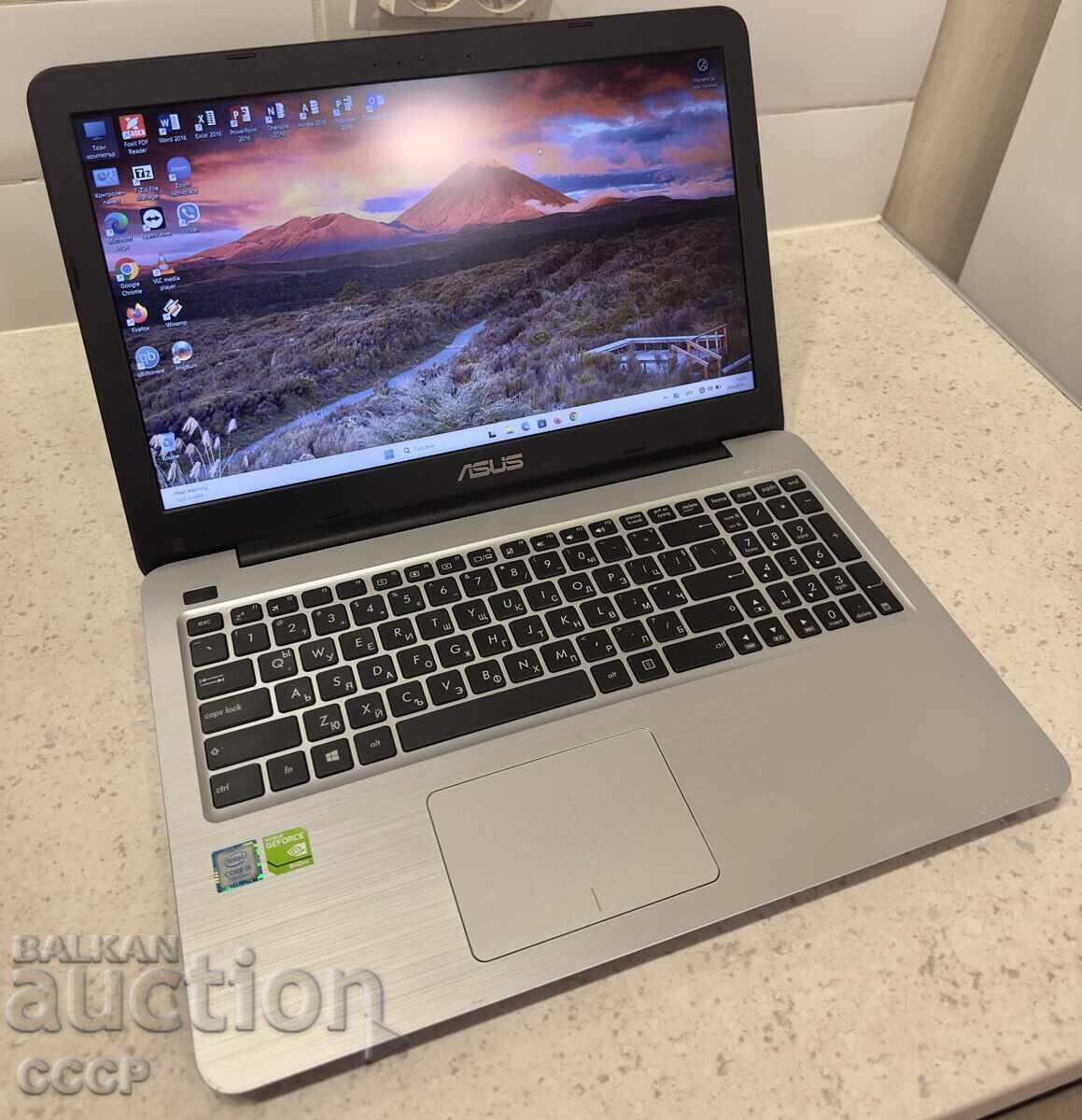 Перфектен - Intel i5 - 16DDR4  - 256 SSD - NVidia