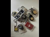 lot of 2 keychains