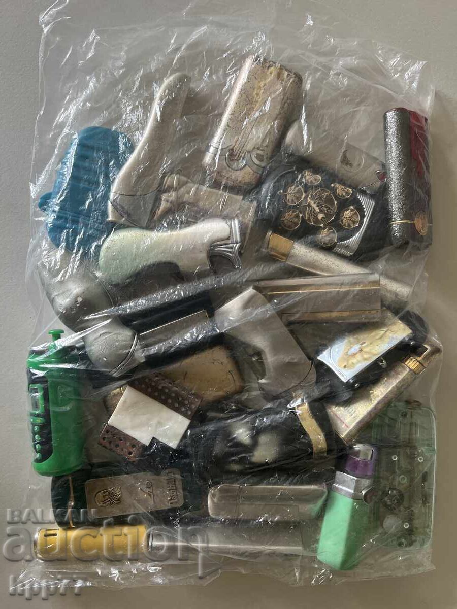 Lighter lot Lighter lot