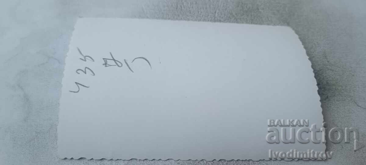 Fotografie Fetiță pe malul mării cu preț € 0.86 | 1.68 BGN