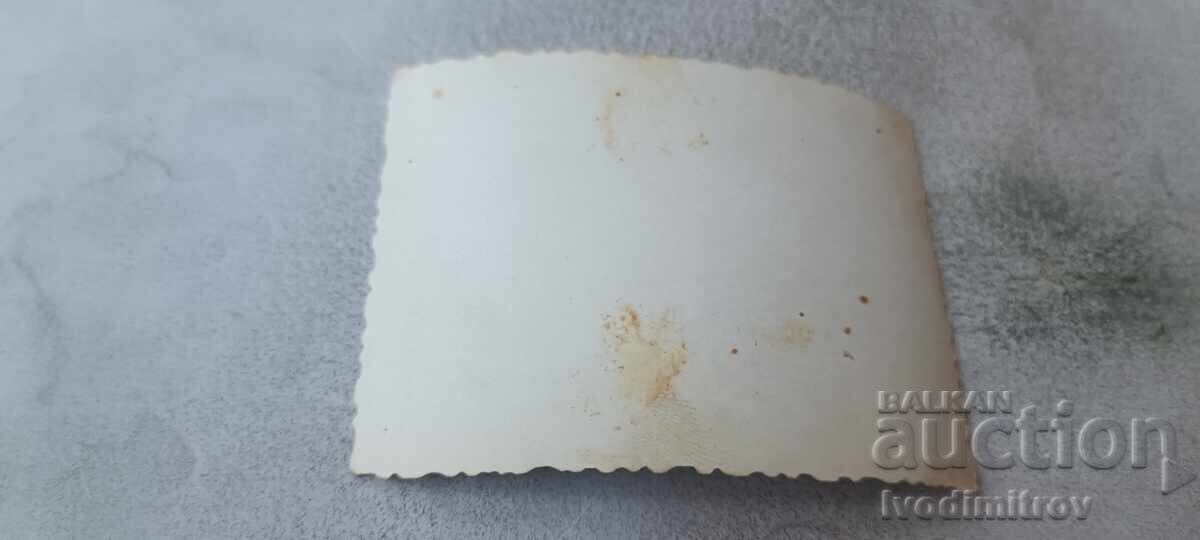 Fotografie Sofia Tânăr lângă o cișmea cu cangur cu preț € 1.23 | 2.41 BGN