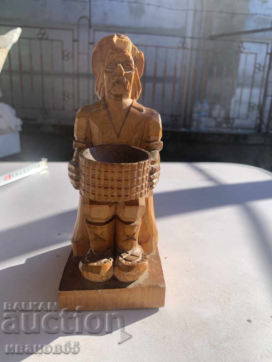 ξύλινη φιγούρα