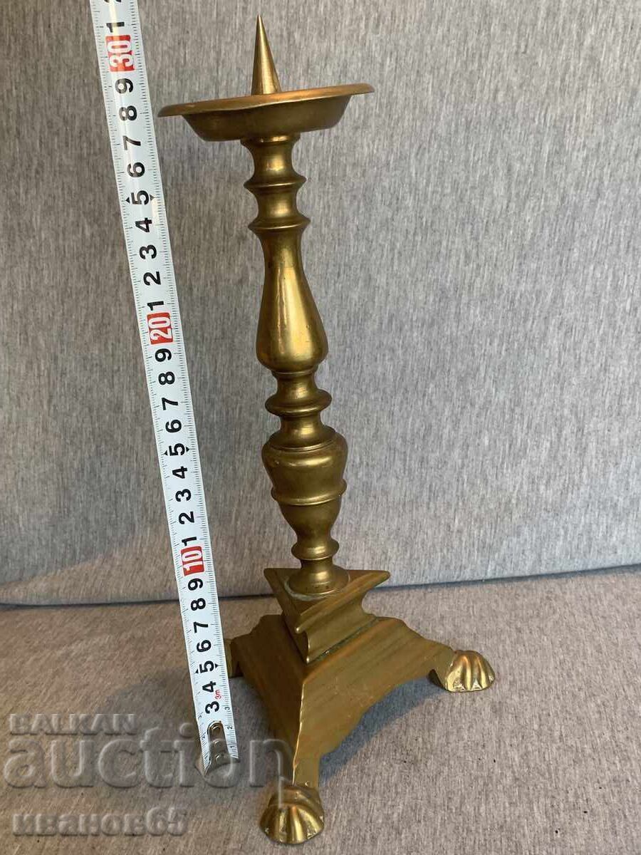 old bronze candlestick with price € 30.00 | 58.68 BGN old bronze candlestick with price € 30.00 | 58.68 BGN