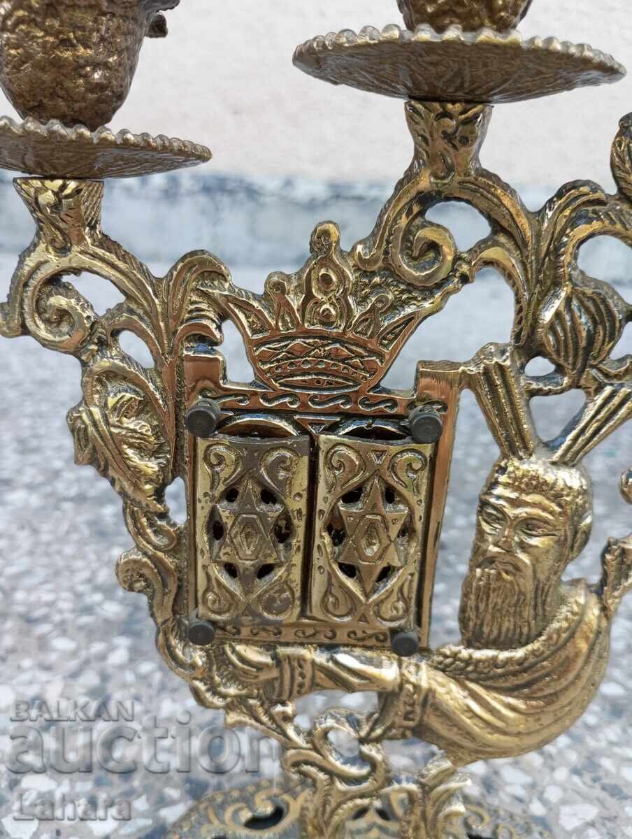 Delivery of Candlestick, possibly Jewish with a prayer Delivery of Candlestick, possibly Jewish with a prayer