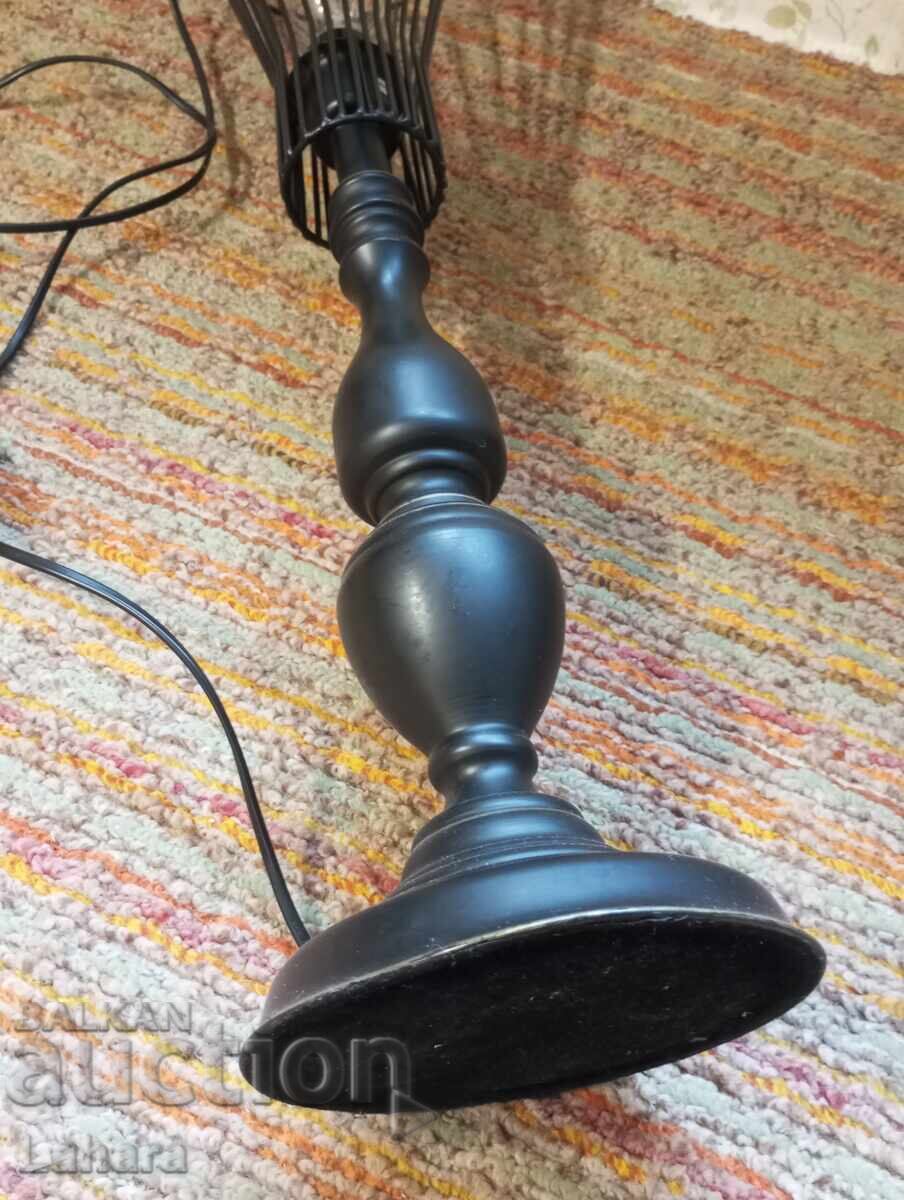 Παράδοση Μεγάλο μεταλλικό φωτιστικό design
