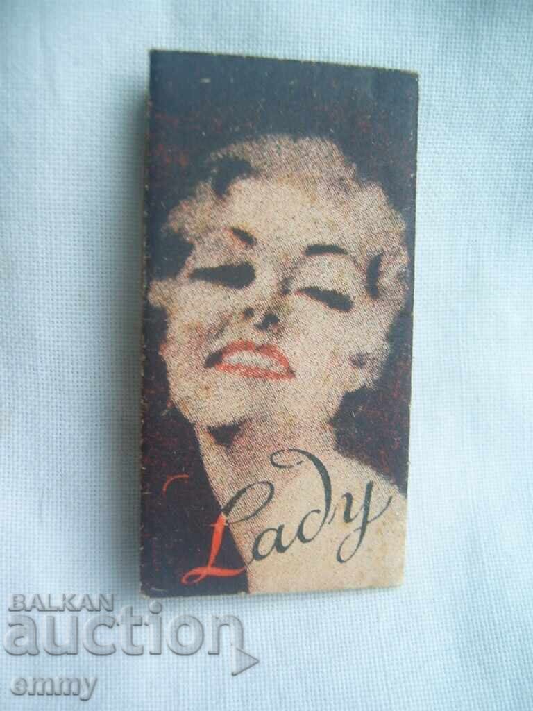 Ножче за бръснене Lady, Германия - 1 брой с цена € 0.70 | 1.37 лв. Ножче за бръснене Lady, Германия - 1 брой с цена € 0.70 | 1.37 лв.