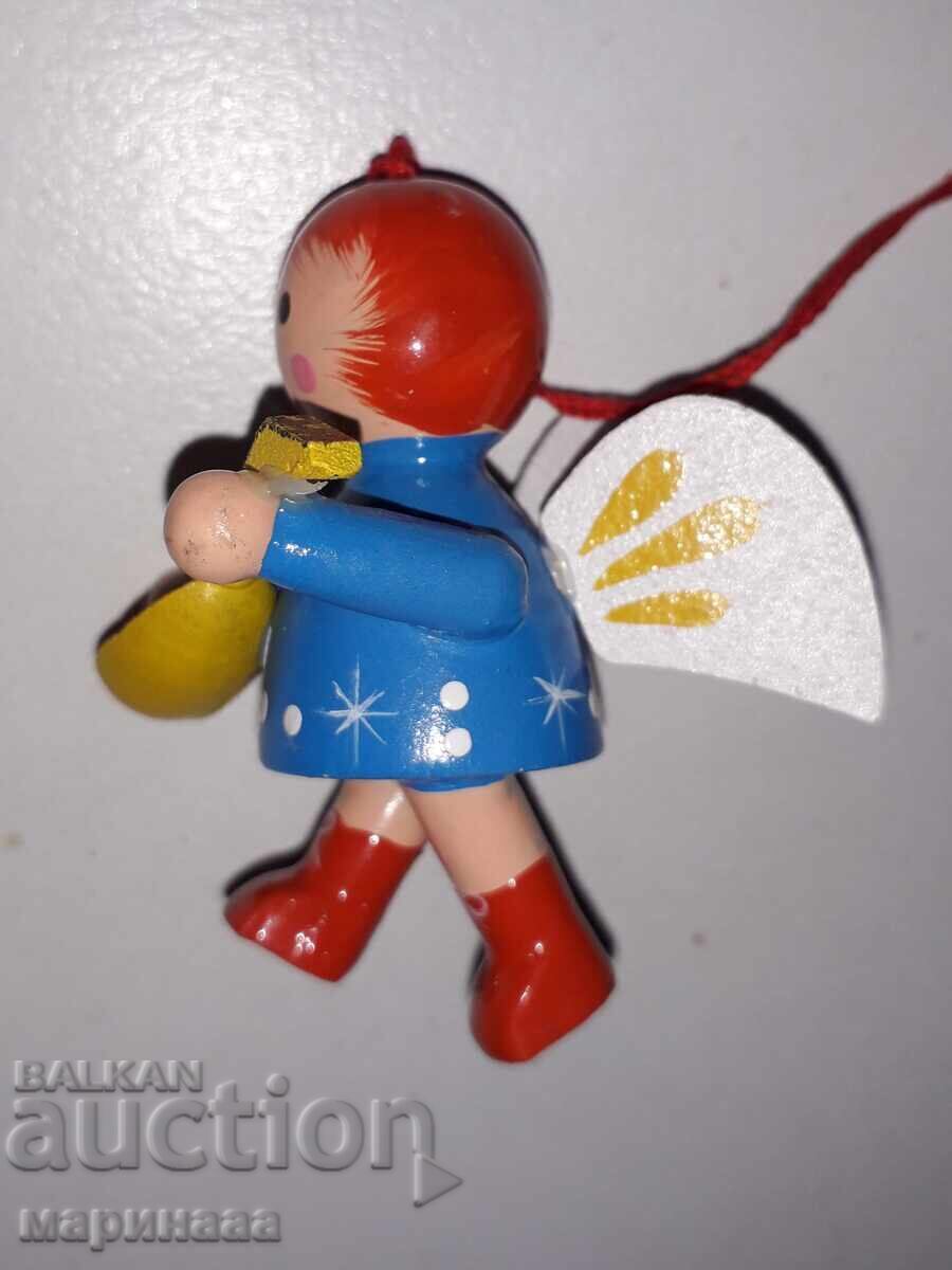 Auction  WOODEN CHRISTMAS TREE ORNAMENT. GERMANY