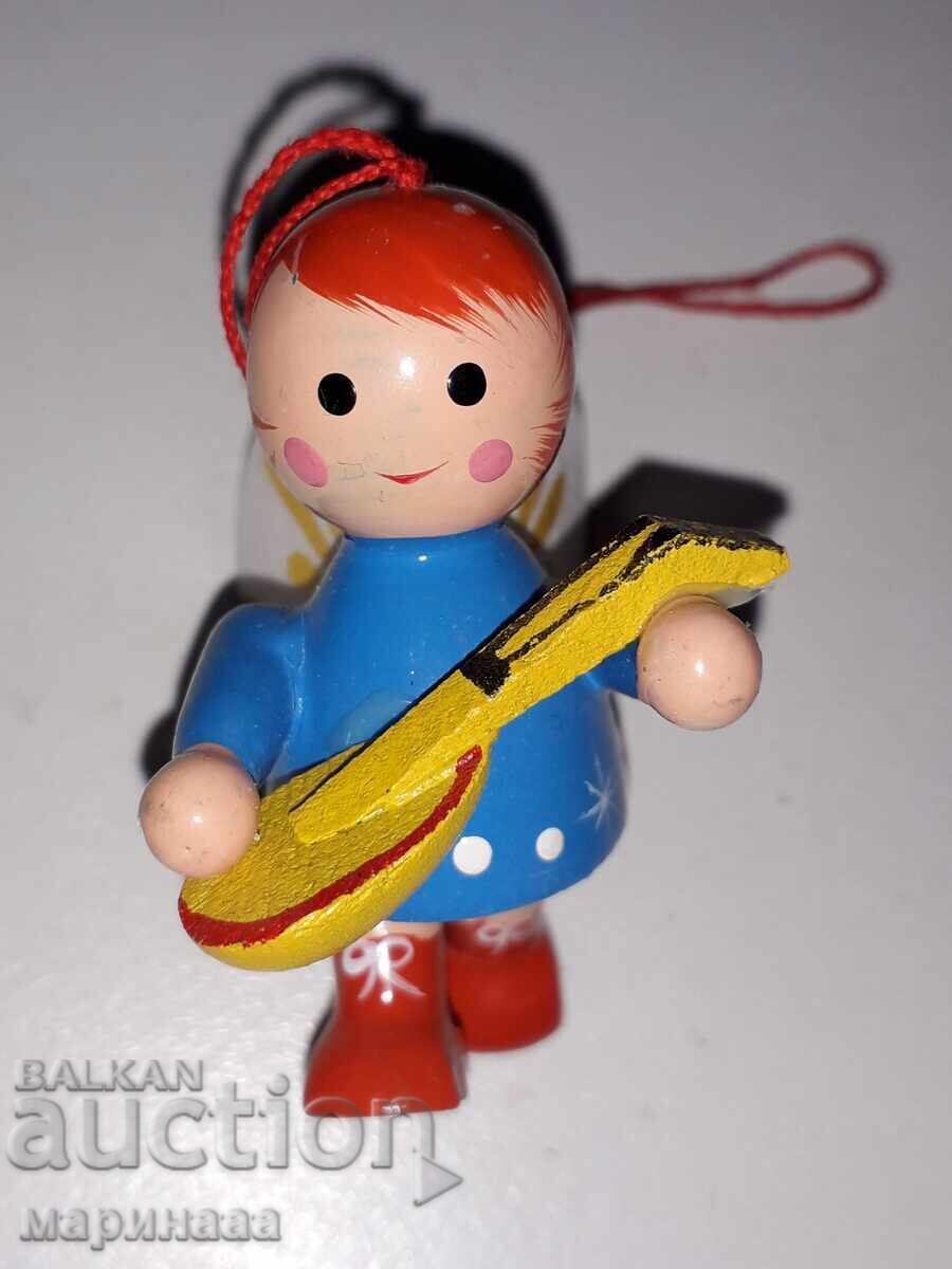 Delivery of WOODEN CHRISTMAS TREE ORNAMENT. GERMANY