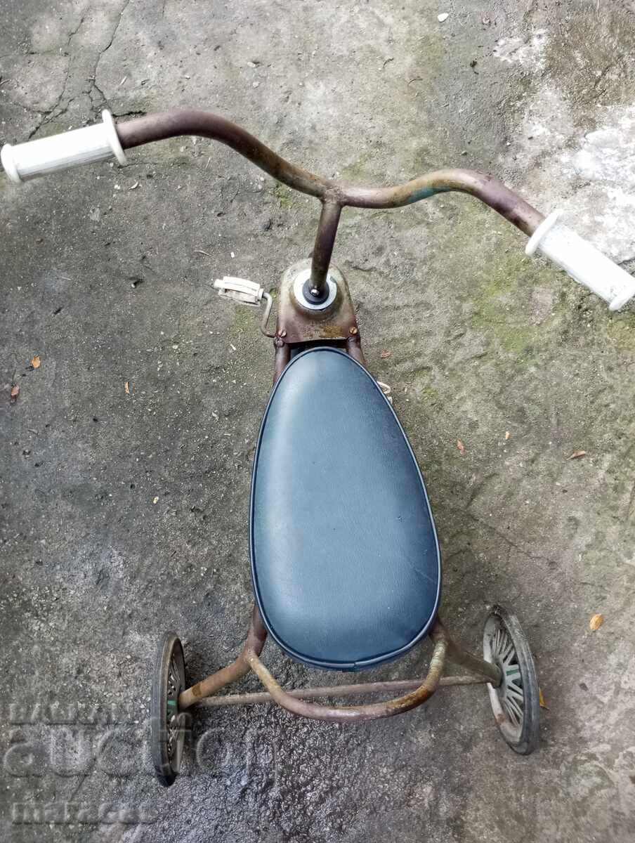Ένα παλιό παιδικό παιχνίδι