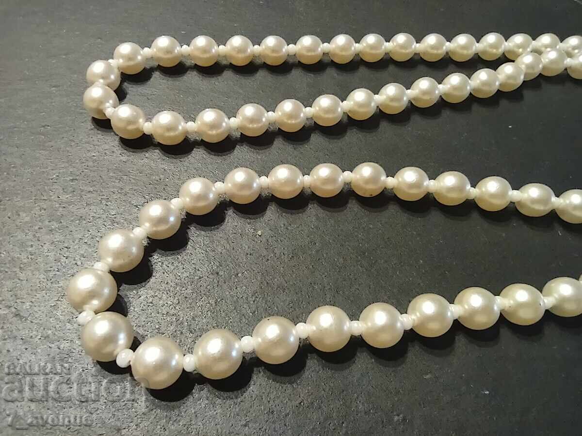 Auction Magnificent pearl necklace, extraordinary luster of the pearls Auction Magnificent pearl necklace, extraordinary luster of the pearls