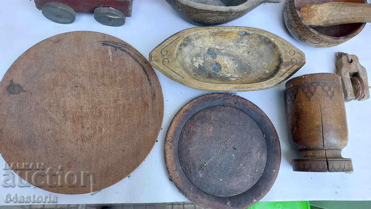 Iconostasis, mortar, tandoor, loom, woodwork, carving with price € 1.50 | 2.93 BGN