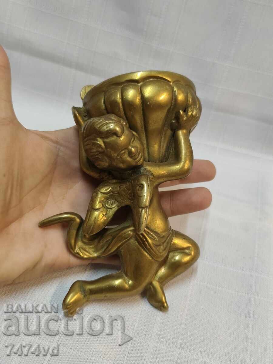 Delivery of Authentic vintage holy water font with cherub