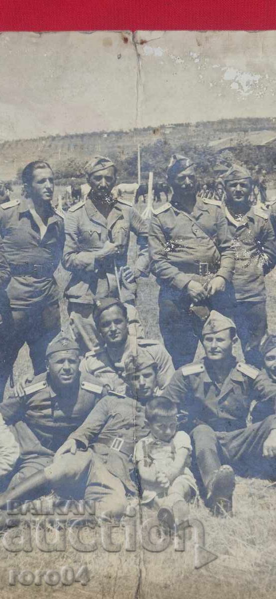 ΜΕΓΑΛΗ ΦΩΤΟΓΡΑΦΙΑ - ΑΞΙΩΜΑΤΙΚΟΙ - ΒΑΣΙΛΕΙΟ ΤΗΣ ΒΟΥΛΓΑΡΙΑΣ με τιμή € 19.99 | 39.10 BGN ΜΕΓΑΛΗ ΦΩΤΟΓΡΑΦΙΑ - ΑΞΙΩΜΑΤΙΚΟΙ - ΒΑΣΙΛΕΙΟ ΤΗΣ ΒΟΥΛΓΑΡΙΑΣ με τιμή € 19.99 | 39.10 BGN