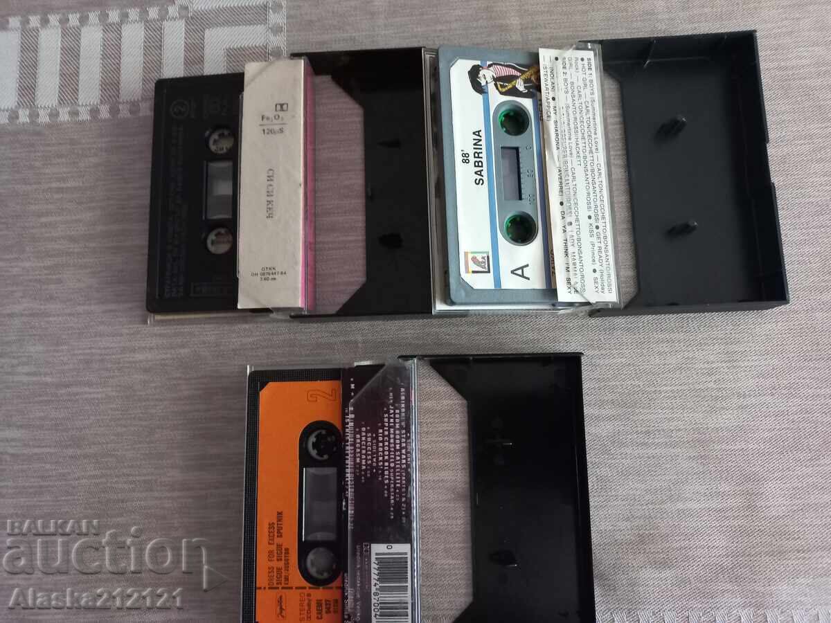 Κασέτες ήχου με τιμή € 5.00 | 9.78 BGN Κασέτες ήχου με τιμή € 5.00 | 9.78 BGN