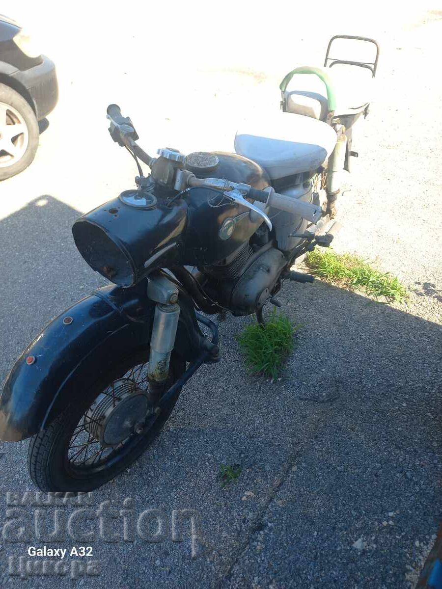 Παράδοση ΡΕΤΡΟ ΜΟΤΟΣΥΚΛΕΤΑ MZ Παράδοση ΡΕΤΡΟ ΜΟΤΟΣΥΚΛΕΤΑ MZ